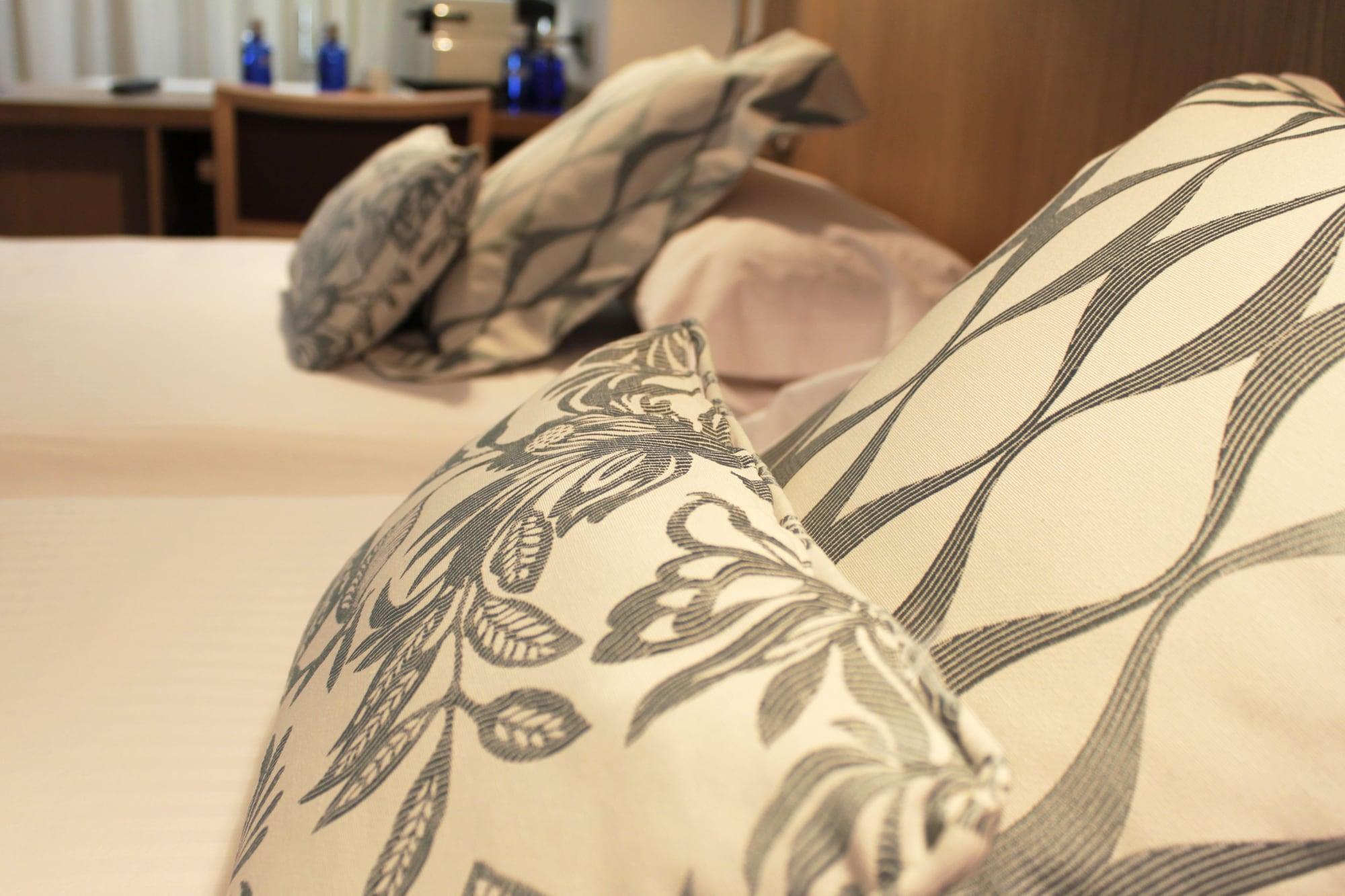 Hotel Pure Salt Garonda - Adults Only Playa de Palma  Zewnętrze zdjęcie A cushion