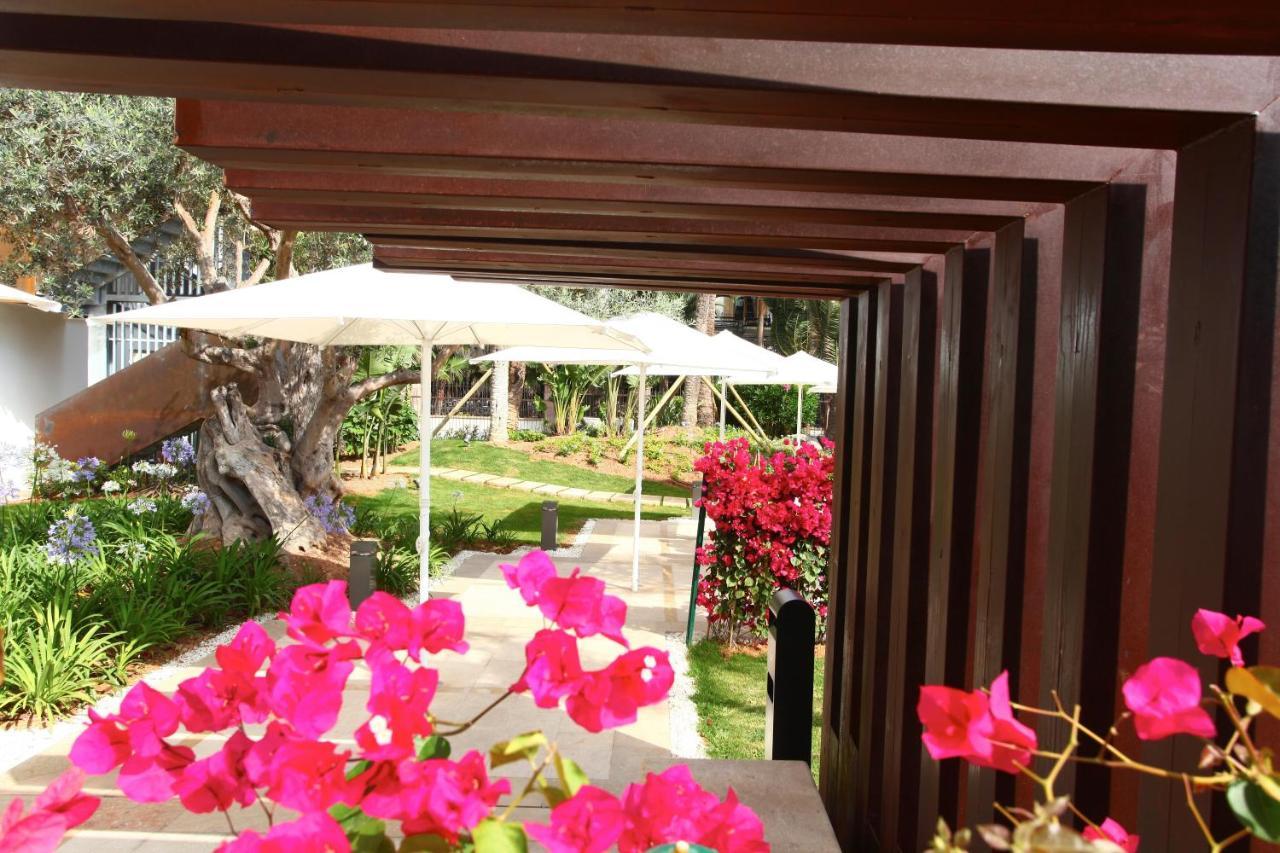 Hotel Pure Salt Garonda - Adults Only Playa de Palma  Zewnętrze zdjęcie The garden of the hotel