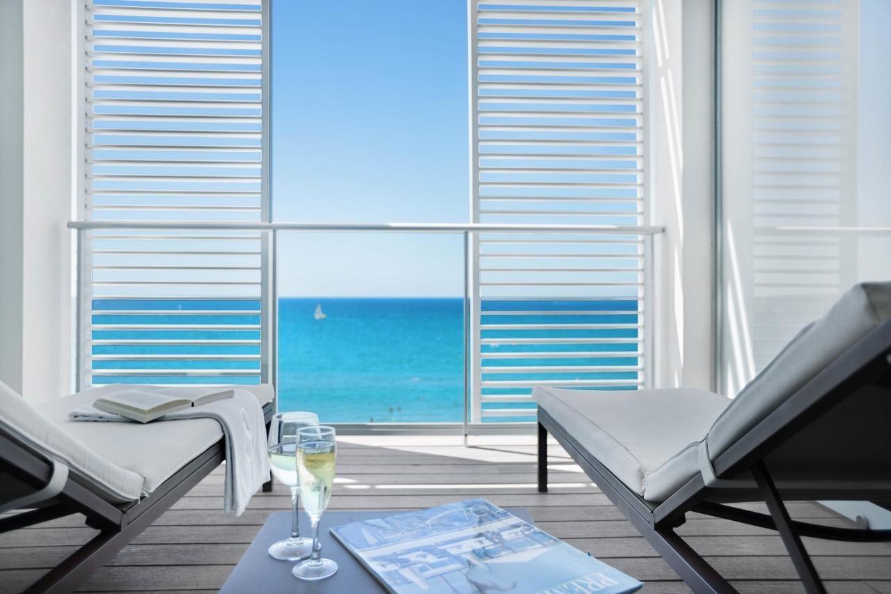 Hotel Pure Salt Garonda - Adults Only Playa de Palma  Zewnętrze zdjęcie View from the balcony of a suite at the Eden Roc Cap Cana
